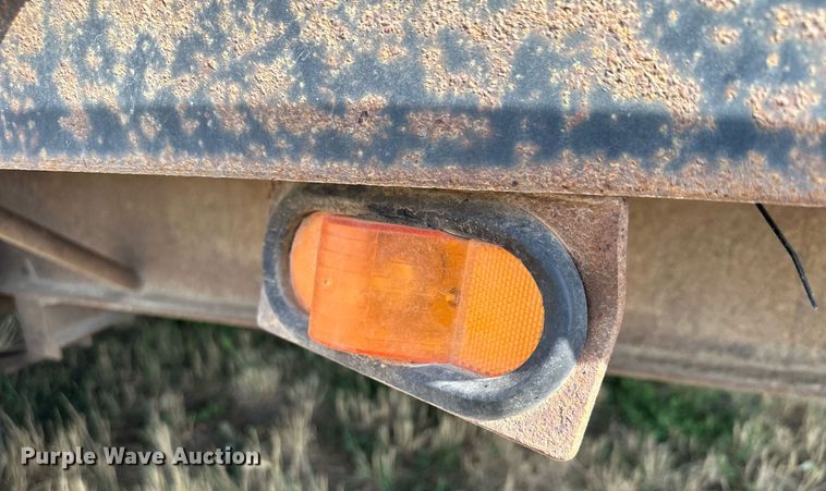 image for item DQ7350 2006 Trail Master  equipment trailer