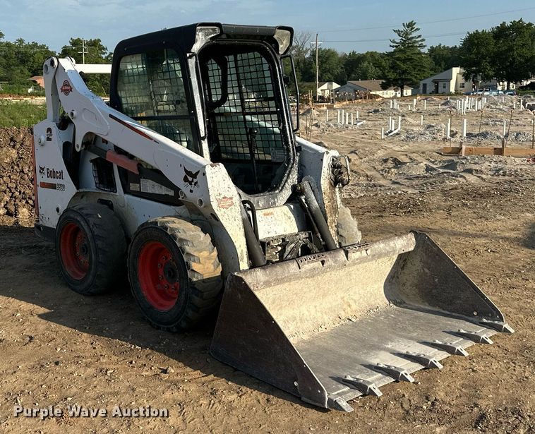 image for item DS2110 2015 Bobcat S590 skid steer loader
