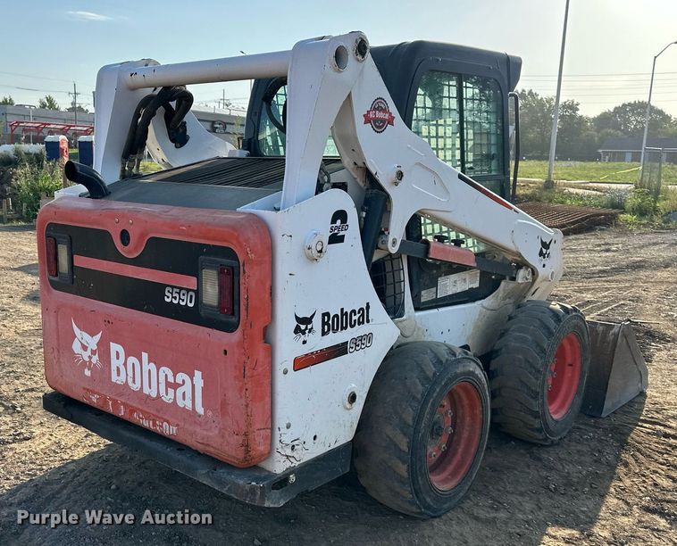 image for item DS2110 2015 Bobcat S590 skid steer loader
