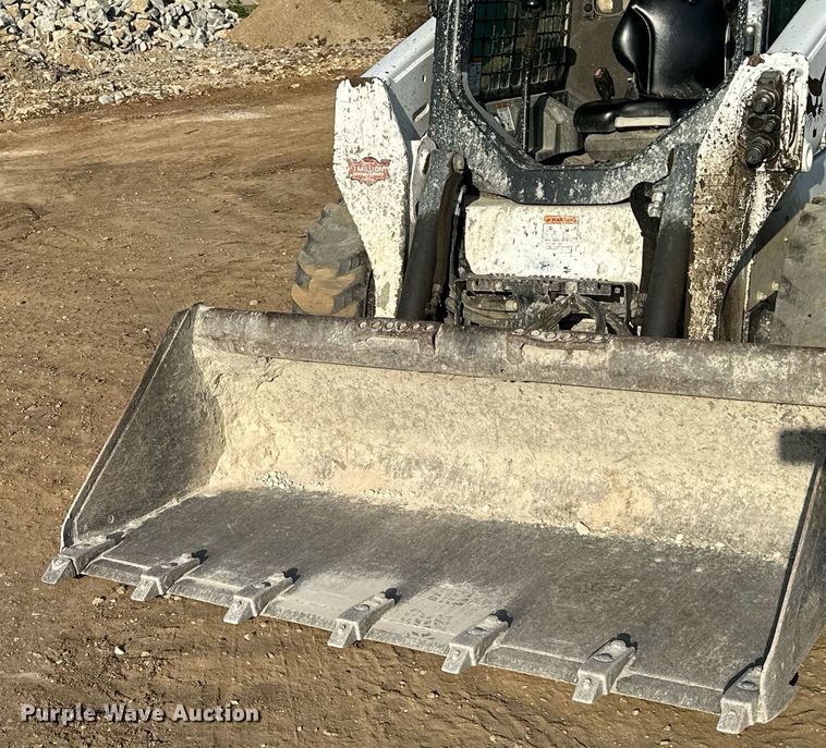 image for item DS2110 2015 Bobcat S590 skid steer loader