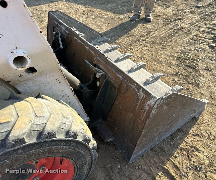 image for item DS2110 2015 Bobcat S590 skid steer loader