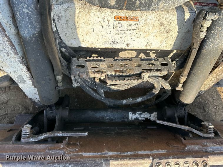 image for item DS2110 2015 Bobcat S590 skid steer loader