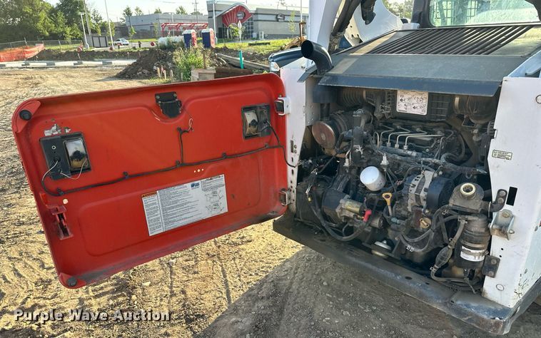 image for item DS2110 2015 Bobcat S590 skid steer loader