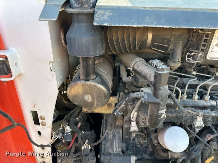 image for item DS2110 2015 Bobcat S590 skid steer loader