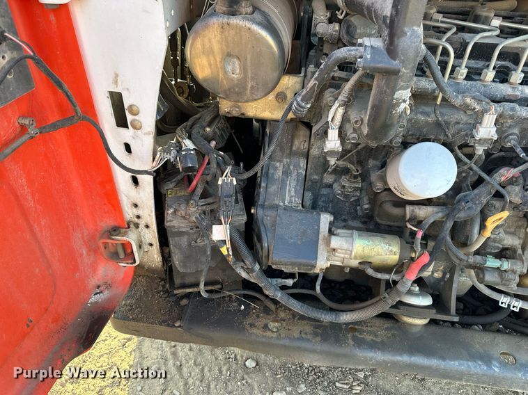 image for item DS2110 2015 Bobcat S590 skid steer loader