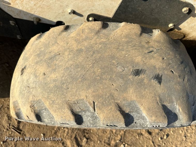 image for item DS2110 2015 Bobcat S590 skid steer loader