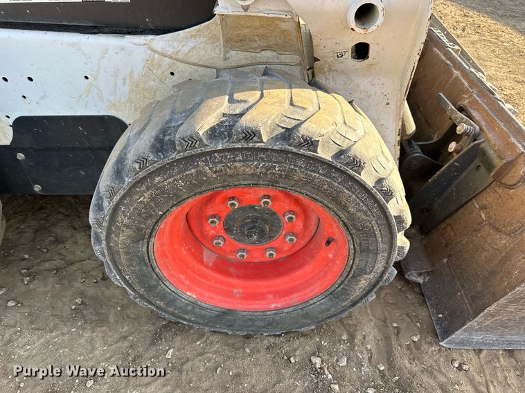 image for item DS2110 2015 Bobcat S590 skid steer loader