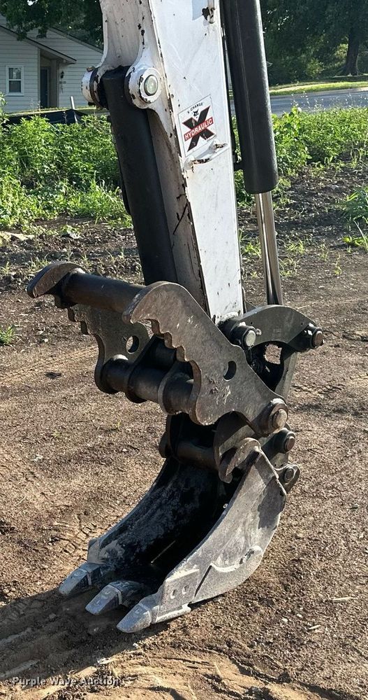 image for item DS2111 2014 Bobcat E42  mini excavator