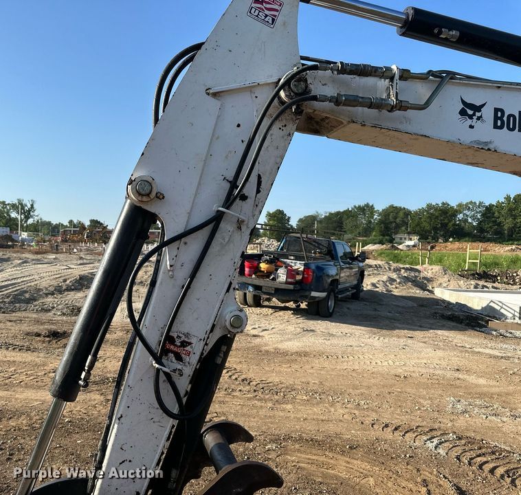 image for item DS2111 2014 Bobcat E42  mini excavator