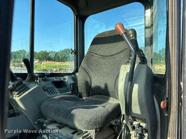 image for item DS2111 2014 Bobcat E42  mini excavator