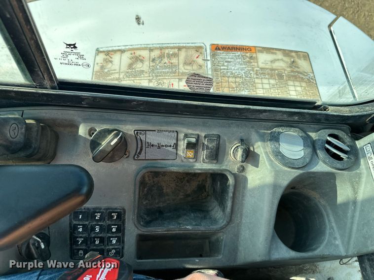 image for item DS2111 2014 Bobcat E42  mini excavator