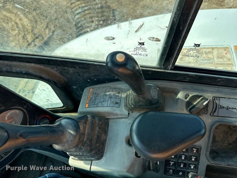 image for item DS2111 2014 Bobcat E42  mini excavator