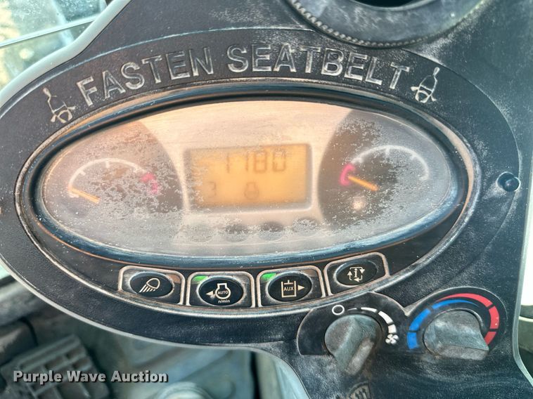 image for item DS2111 2014 Bobcat E42  mini excavator