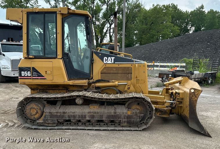image for item DS2135 2005 Caterpillar D5G XL  dozer