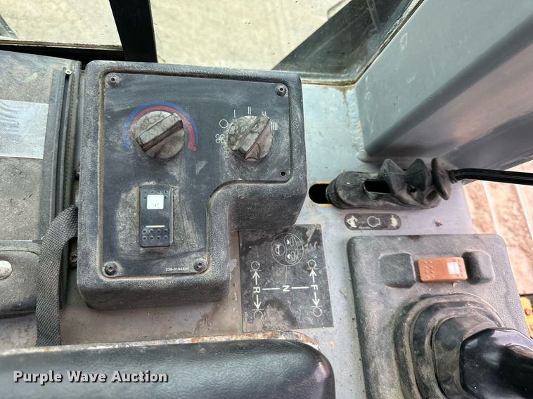 image for item DS2135 2005 Caterpillar D5G XL  dozer