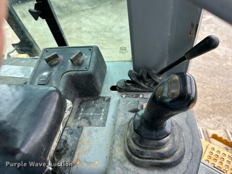 image for item DS2135 2005 Caterpillar D5G XL  dozer