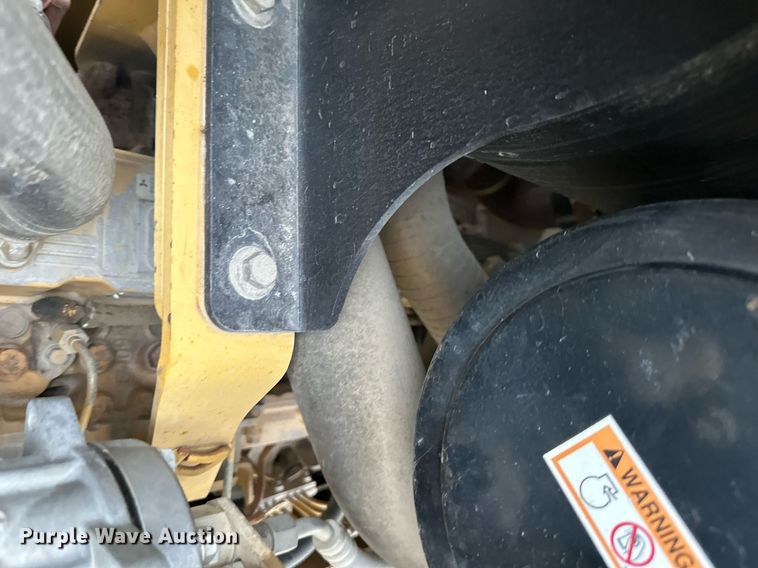 image for item DS2135 2005 Caterpillar D5G XL  dozer