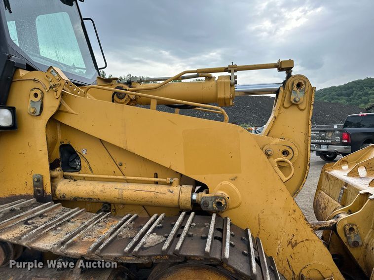 image for item DS2136 2004 Caterpillar 963C  track loader