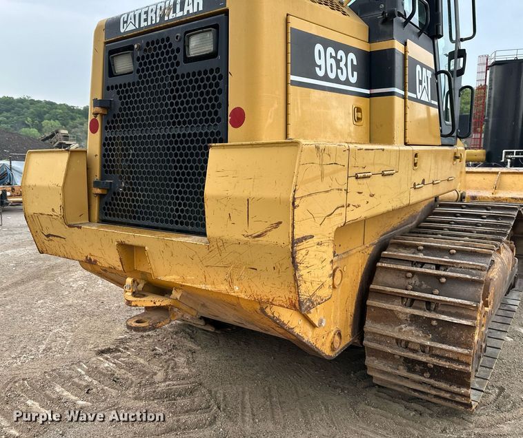 image for item DS2136 2004 Caterpillar 963C  track loader