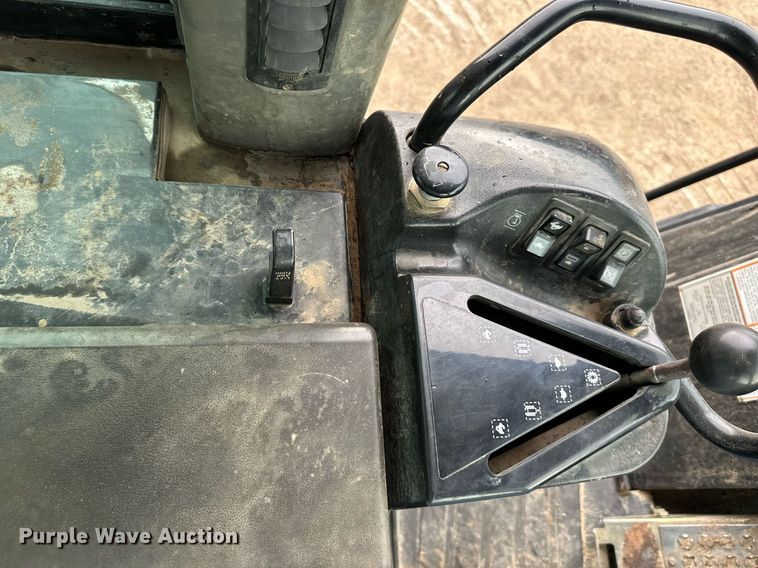 image for item DS2136 2004 Caterpillar 963C  track loader