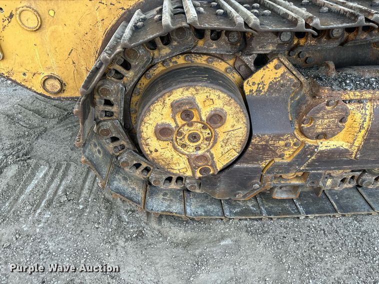 image for item DS2136 2004 Caterpillar 963C  track loader