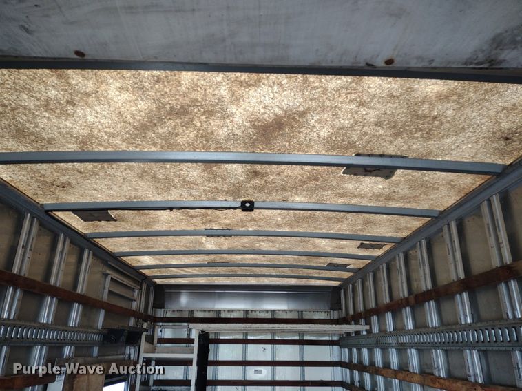 image for item DS6427 2004 International 4300  box truck