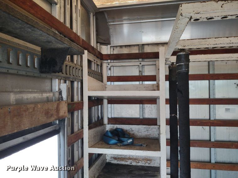 image for item DS6427 2004 International 4300  box truck