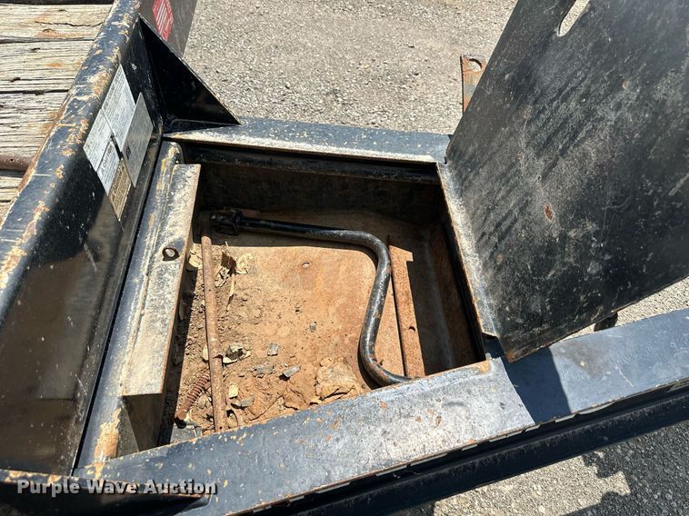 image for item DS6452 2012 Trail King TK24LP262  equipment trailer