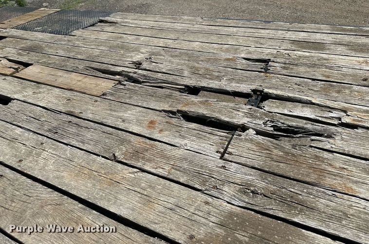 image for item DS6452 2012 Trail King TK24LP262  equipment trailer