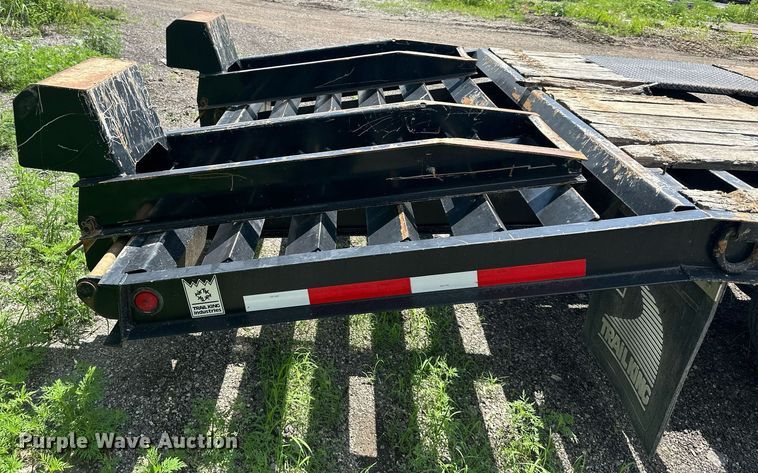 image for item DS6452 2012 Trail King TK24LP262  equipment trailer