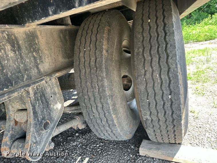 image for item DS6452 2012 Trail King TK24LP262  equipment trailer