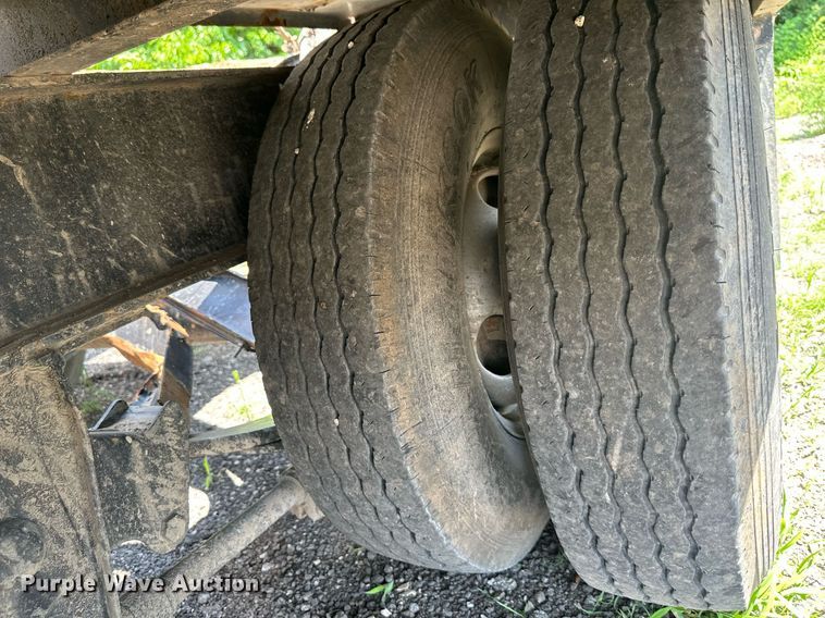 image for item DS6452 2012 Trail King TK24LP262  equipment trailer