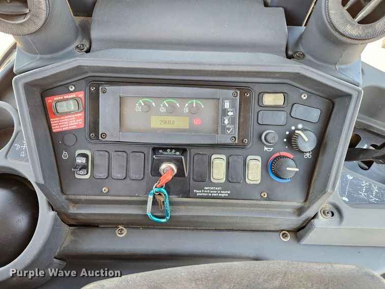 image for item DS6474 2003 John Deere 310SG  backhoe