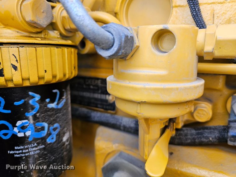 image for item DS6474 2003 John Deere 310SG  backhoe