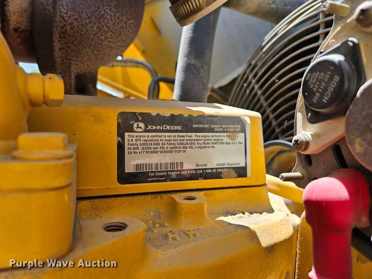 image for item DS6474 2003 John Deere 310SG  backhoe