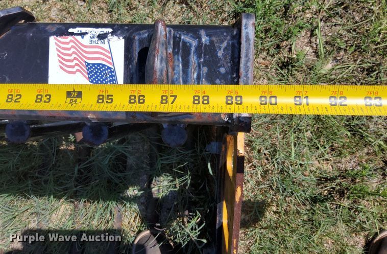 image for item HB9769 CL RB90  rock bucket