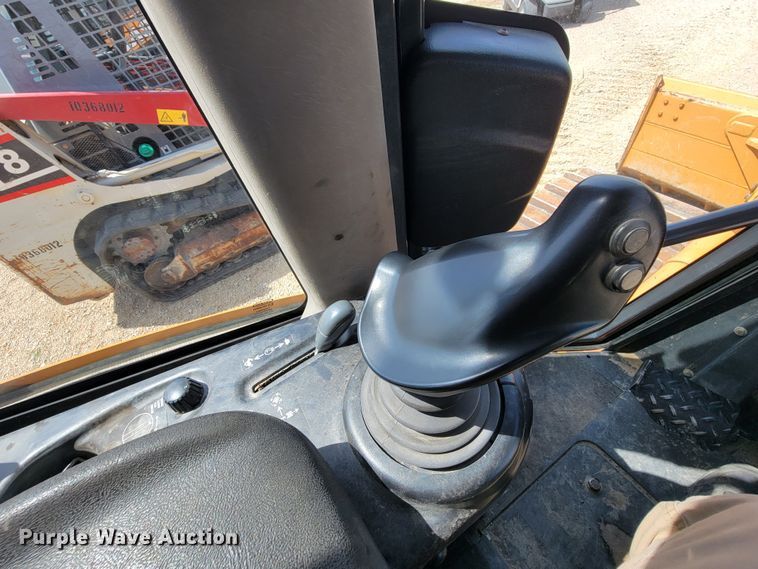 image for item HY9092 2017 Case 650L LGP  dozer