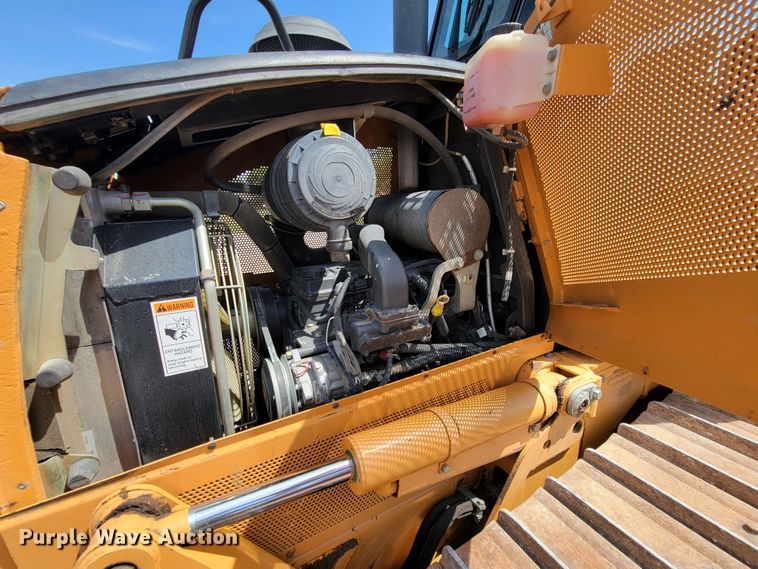 image for item HY9092 2017 Case 650L LGP  dozer