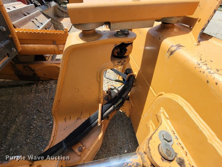 image for item HY9092 2017 Case 650L LGP  dozer