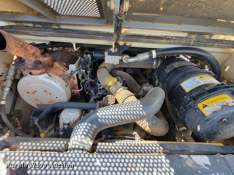 image for item HY9093 2015 Takeuchi TL8  tracked skid steer loader