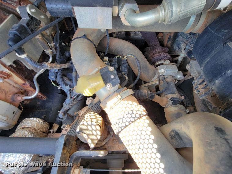 image for item HY9093 2015 Takeuchi TL8  tracked skid steer loader