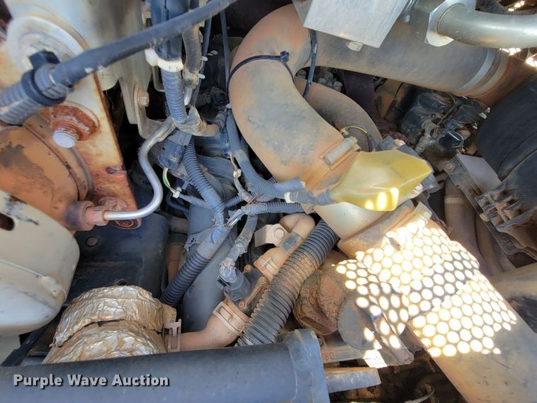 image for item HY9093 2015 Takeuchi TL8  tracked skid steer loader