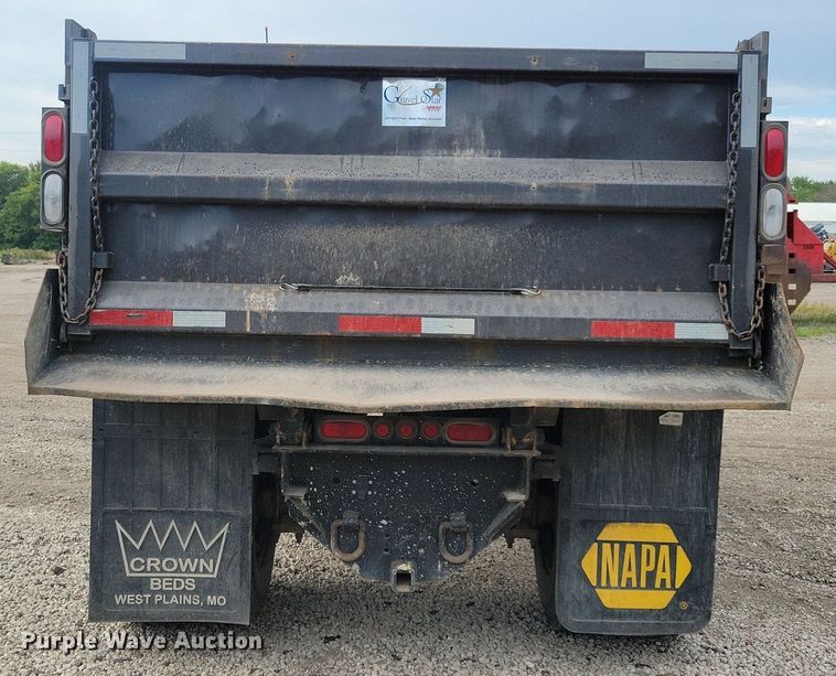 image for item IQ9768 2006 International 4400  dump truck