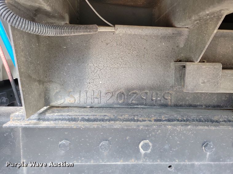 image for item IQ9768 2006 International 4400  dump truck