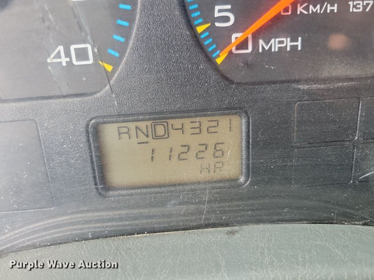 image for item IQ9768 2006 International 4400  dump truck