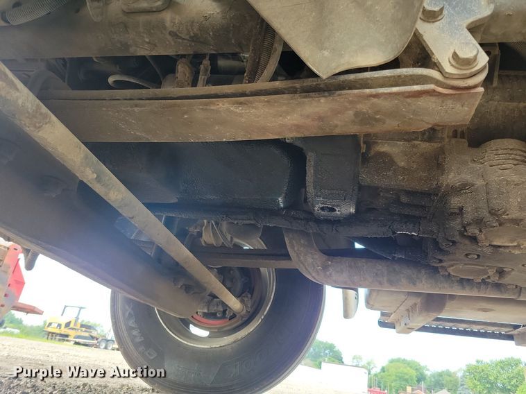 image for item IQ9768 2006 International 4400  dump truck