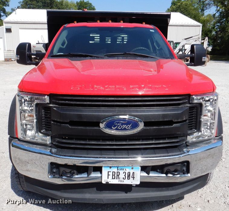 image for item IQ9769 2017 Ford F550 Super Duty XL  dump truck
