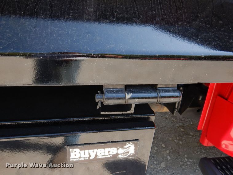 image for item IQ9769 2017 Ford F550 Super Duty XL  dump truck