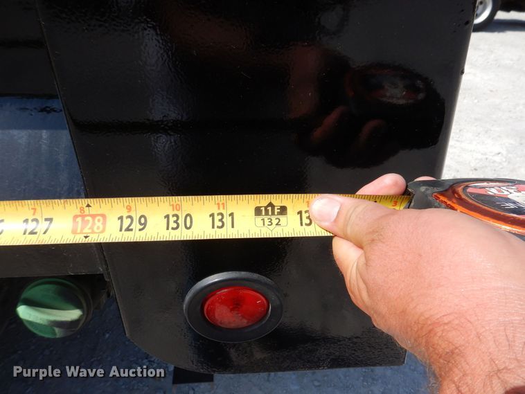 image for item IQ9769 2017 Ford F550 Super Duty XL  dump truck