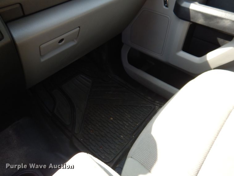 image for item IQ9769 2017 Ford F550 Super Duty XL  dump truck